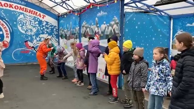 лезем через кольцо