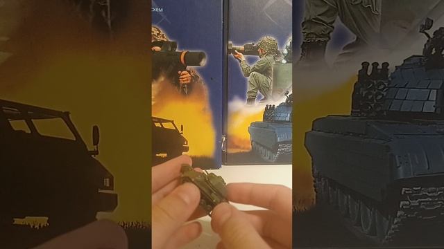 собираю советский лëгкий танк т-80
