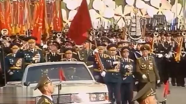 9 мая 1995 года прошёл первый российский парад в честь 50-летия Победы