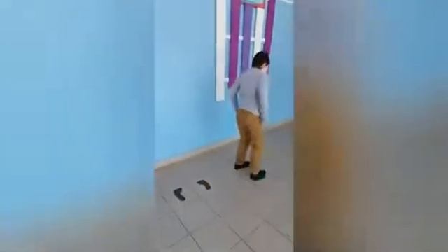 Банана мама с моими друзьями в школе