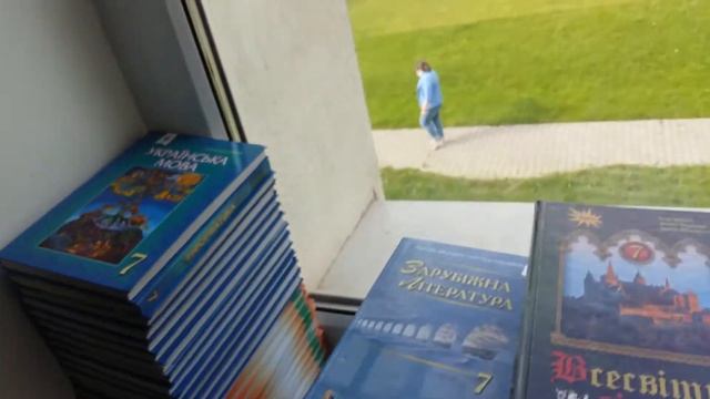 ПРОДАЮ КНИГИ 1ШТ. 150ГРН😀😁😂😃😅😅😆😗😘😍😎😋😊😉