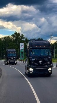 Black Shacman X6000 /черный тягач шакман Х6000 в лизинг без аванс?