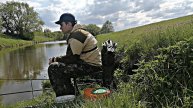 РЫБАЛКА НА МАЛЕНЬКОМ ПРУДУ!* 2 часть*
