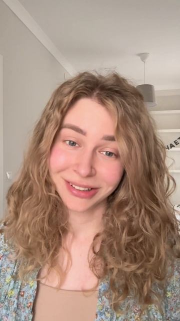 ДЕВУШКА НЕ ОТВЕЧАЕТ НА СООБЩЕНИЯ. Что делать?