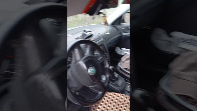 Продаю Шкоду.