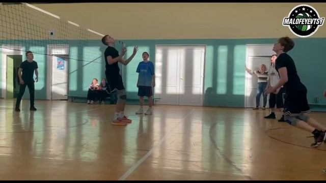 Спортивный репортаж про волейбол команды "Малофеевцы" школы 429