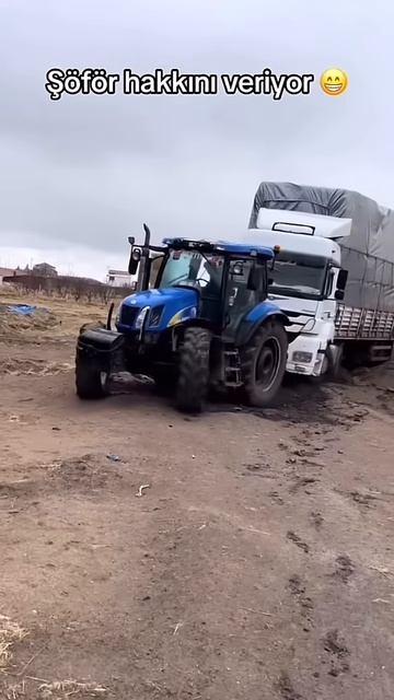 Çılgın Şöför Ya Koparacak Ya Çekecek #sorts #newholland