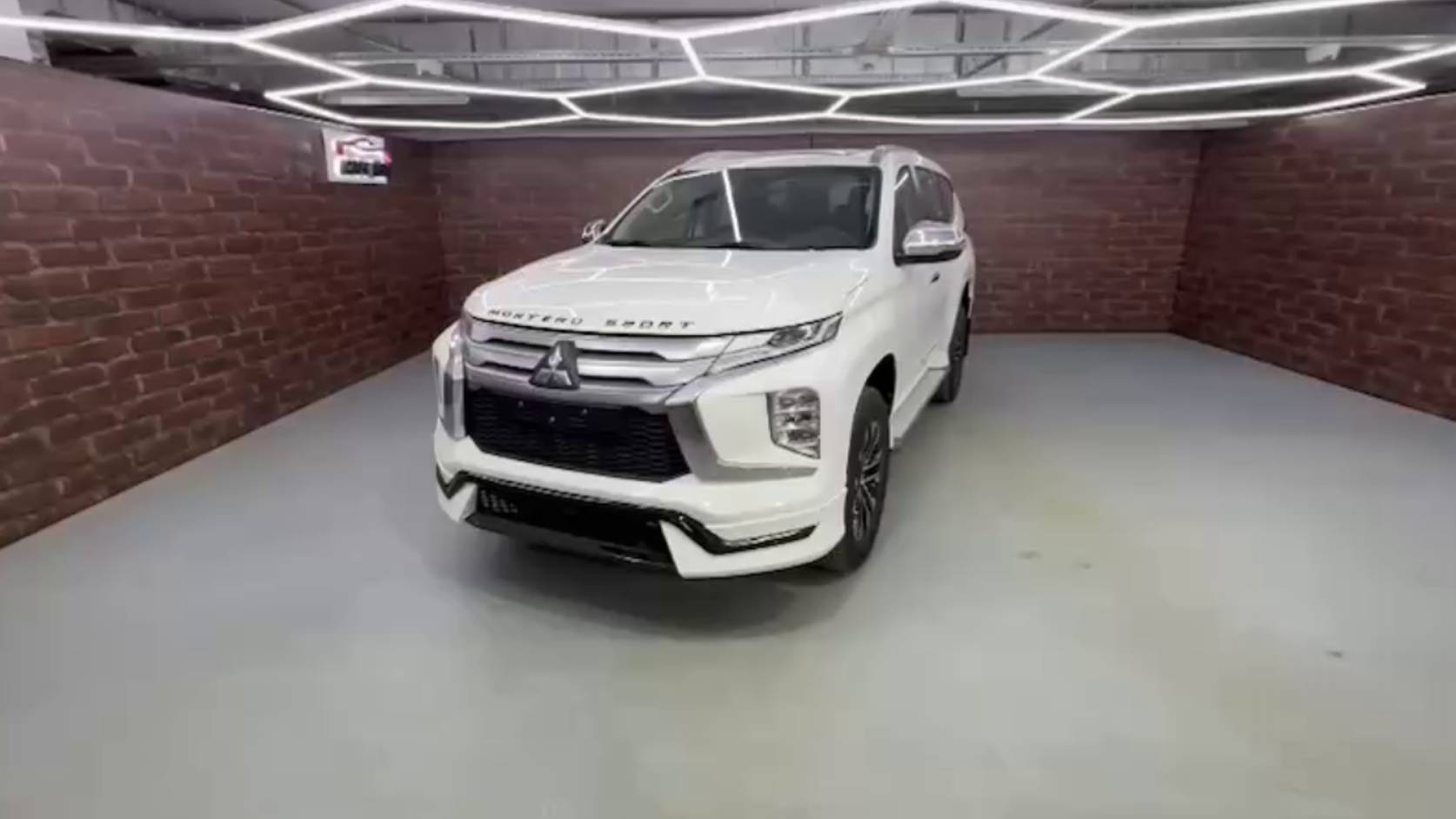 В наличии Mitsubishi Montero Sport👇