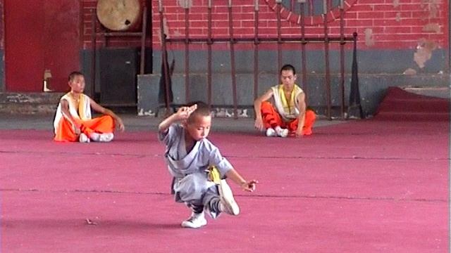 200607 Китай Лоян Шаолинь Ушу дети