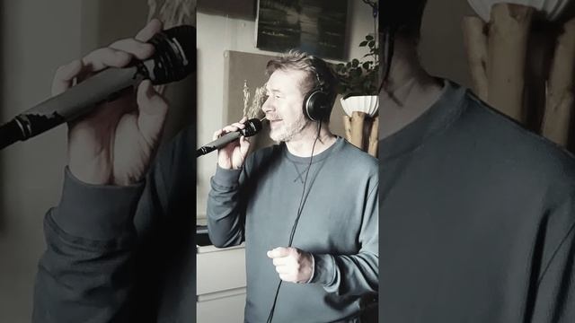 Потому, что мы пилоты
