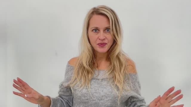 Анжелина Карелина _визитка_агент Светлана Владек +79688081997