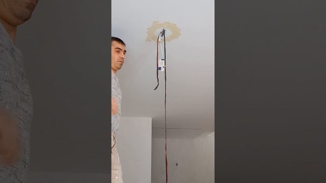 Приспособление для монтажа люстры