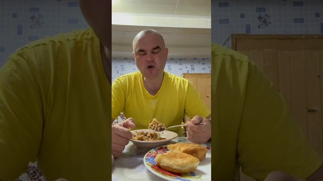 УЖИН/ГРЕЧКА С ГУЛЯШОМ/ПИРОЖКИ ЯЙЦО-КАПУСТНЫЕ