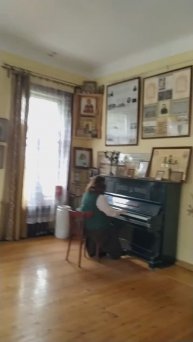 Елена Красноцветова