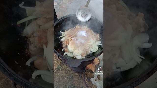 Индейка с грибами в казане 🦃