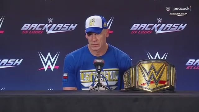 Физическая конфронтация на пресс-конференции после премиум-трансляции Backlash 2025