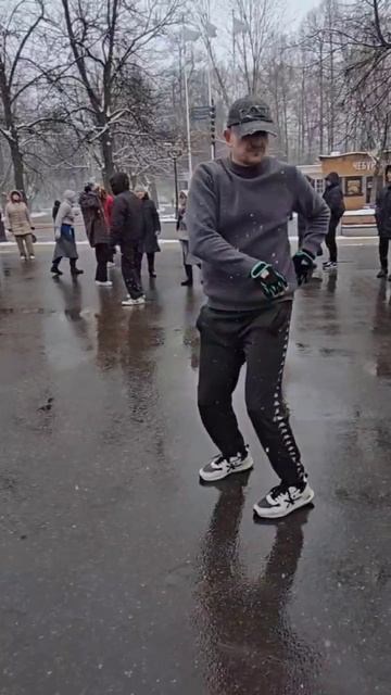 ❤️ Сокольники. 👍👍👍 Танцует Константин.