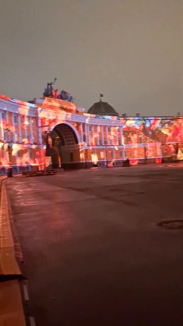 Мультимедийный спектакль "Пушкин" на фасаде Главного ?