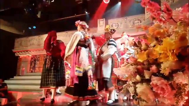 вспоминая "Поле чудес" ансамбль "Рось"