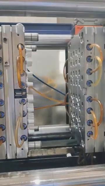 Производство колпачков на ТПА Threeplast