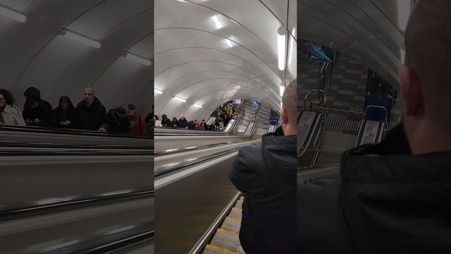 Санкт-Петербург. 9 мая снова метро