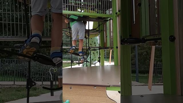 зайди в комы дам номер телефона моего друга