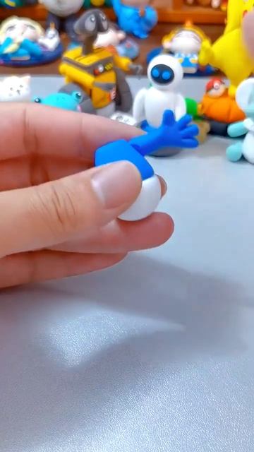 Смурфик из воздушного пластилина