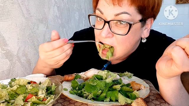 И ЭТО ВСЕ МНЕ/Много зелени и ляШка курицы😉/ПОЖРЕМ🤗/