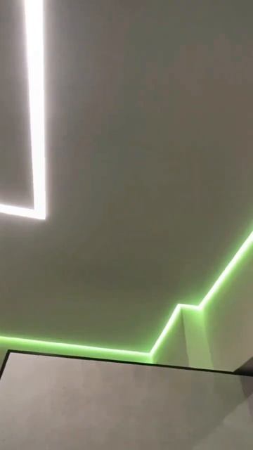 #световыелинии  световые решения в натяжном потолке