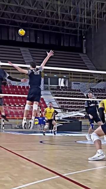 Crazy Monster Block💀  #haikyu #volleyballworld #volleyball