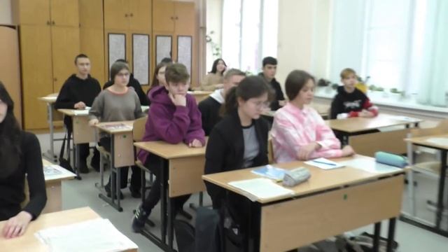 "УЧИТЕЛЬ" ОБЫЧНЫЙ УЧИТЕЛЬ VS УЧИТЕЛЬ ФИНАНСОВОЙ ГРАМОТ?