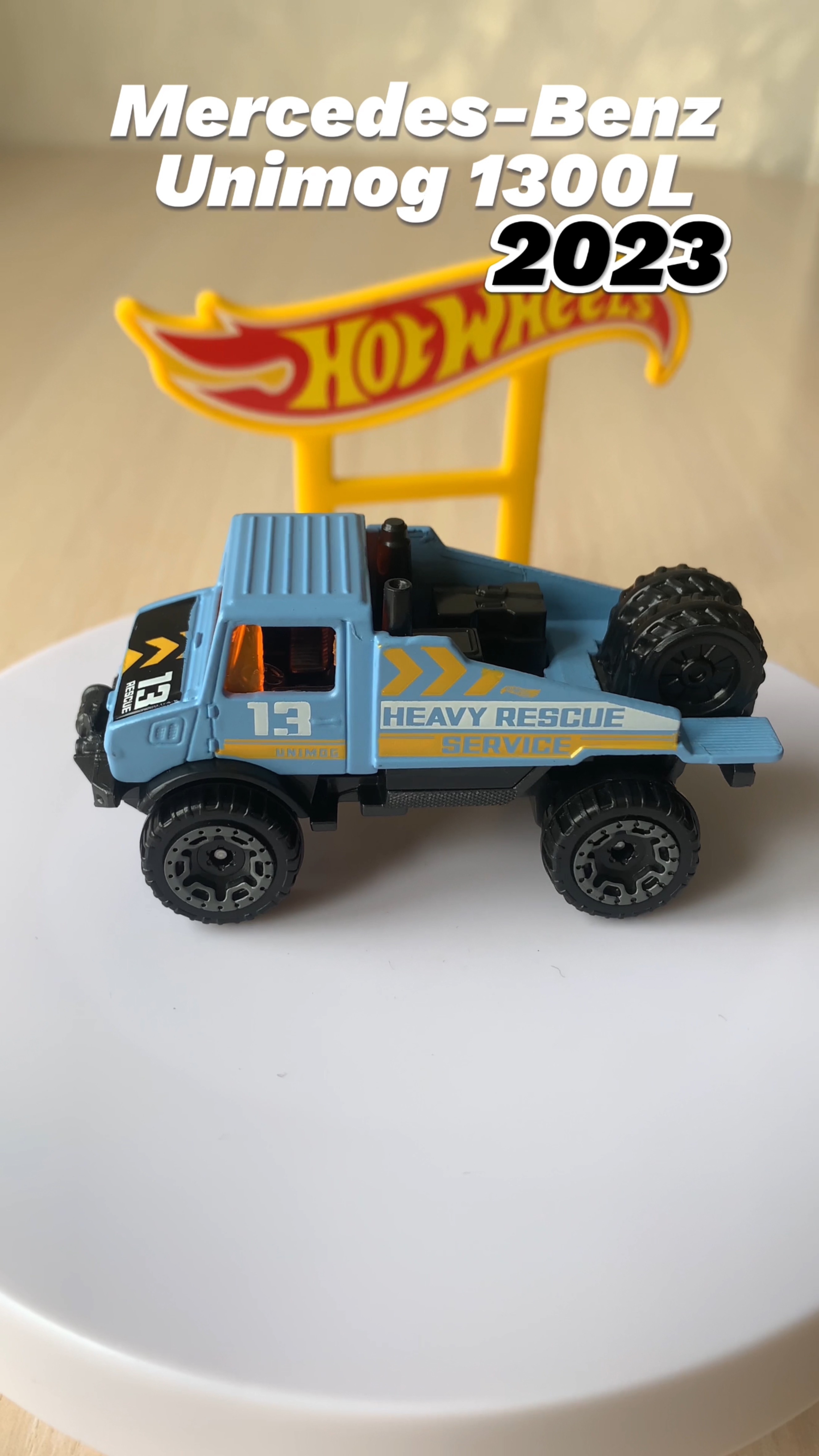 Mercedes-Benz Unimog 1300L 2023 Hot wheels