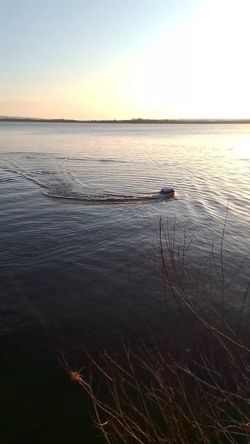 Прикормочный кораблик проверка на Нововоронежском водохранилище.mp4