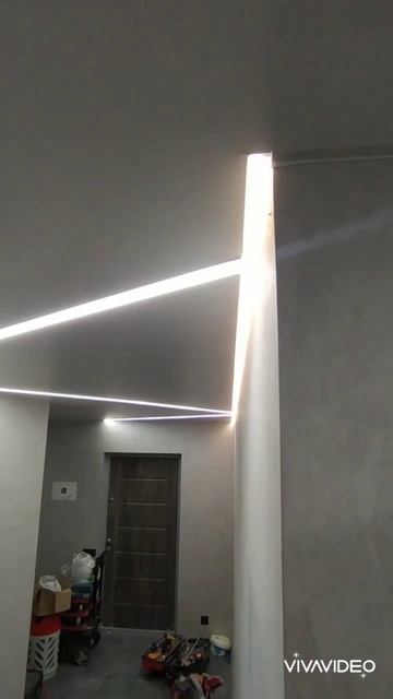 LED - лінії, коридор взагалі бомба
