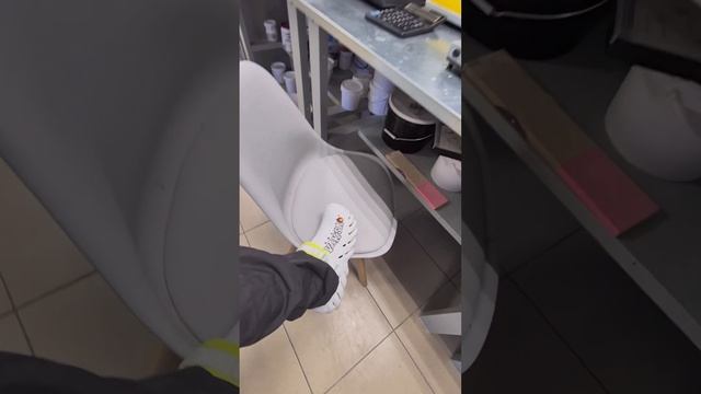 В Лаборатории лакокрасочного завода. #ремонт #акрилов?