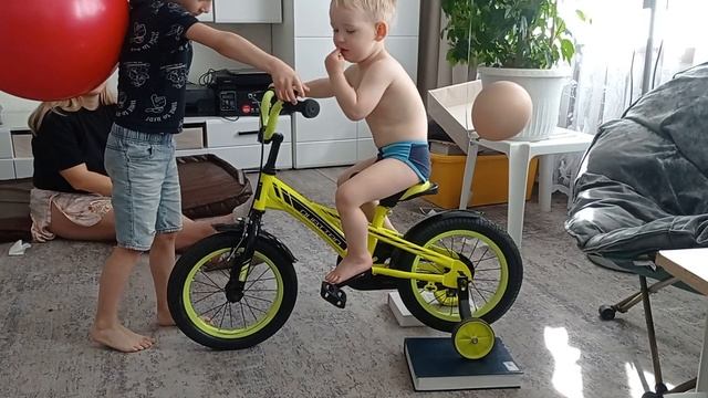Когда дедушка тренер.