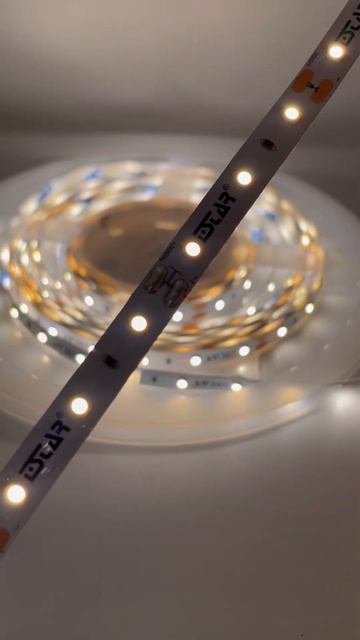 LED стрічка Estar SMD3528 60шт/м 4.8W/м IP20 12V 3800-4300К es3528-60-12V-20-NW #ledlig