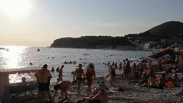 Ольгинка Туапсе. Некурортная Ольгинка. Это нельзя назвать пляжем. Что не так с людьми.
