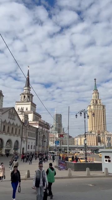 МОСКВА | метро КОМСОМОЛЬСКАЯ | площадь трёх вокзалов!