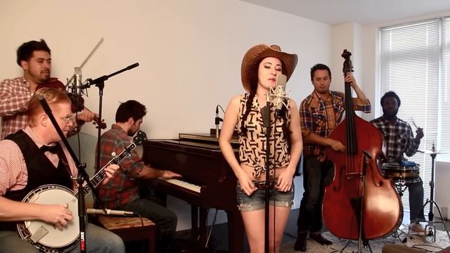 Blurred Lines - Vintage Bluegrass Barn Dance Robin Thicke Cover feat. Robyn Adele Anderson (1080p)