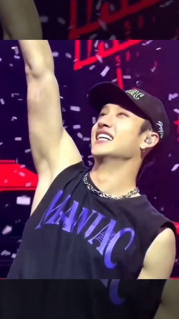 Его улыбка топит сердца💕 #BangChanForeve #StrayKids #SKZStay #shotrs