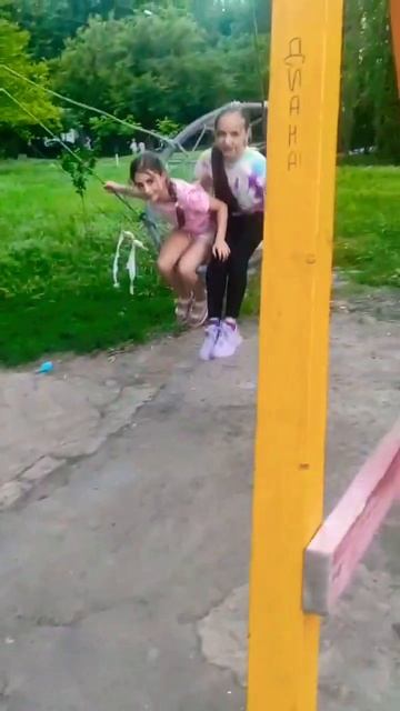 #сестра #прогулка #природа #качели #развлечения #гамак #