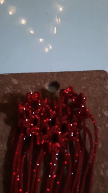 Сияющая стразовая брошь в технике макраме ❤️