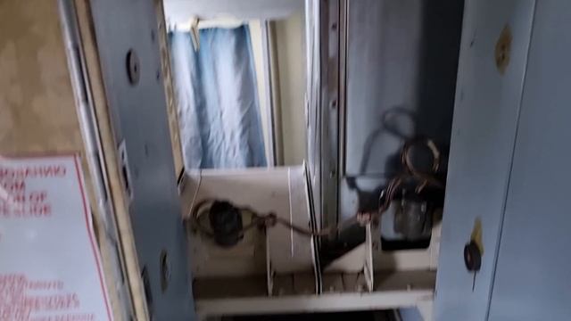 Музейный экспонат ТУ-154. Вид кабины пилотов и что наход