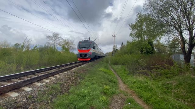 Электропоезд ЭП2Д-0121 ст.Голицыно до ст.Звенигород. 11.05.2025.
