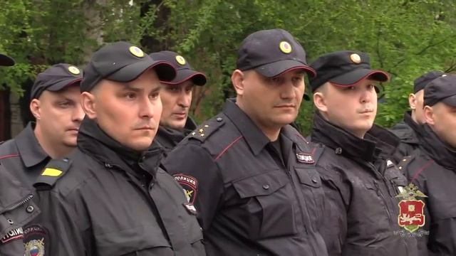 В Хакасии сводный отряд полиции торжественно проводили в служебную командировку на Северный Кавказ