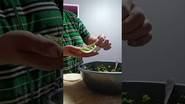 Перашки из зелёный лук петрушку и яйца