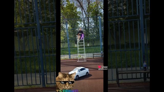 Видео