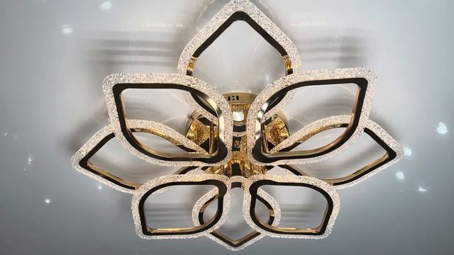 Люстра ИМПЕРИЯ ЛЮСТР Q9108/4+4 GD LED