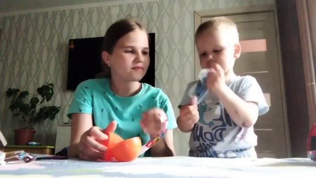 РАСПАКОВКА ЯЙЦА С МАШИНОЙ
